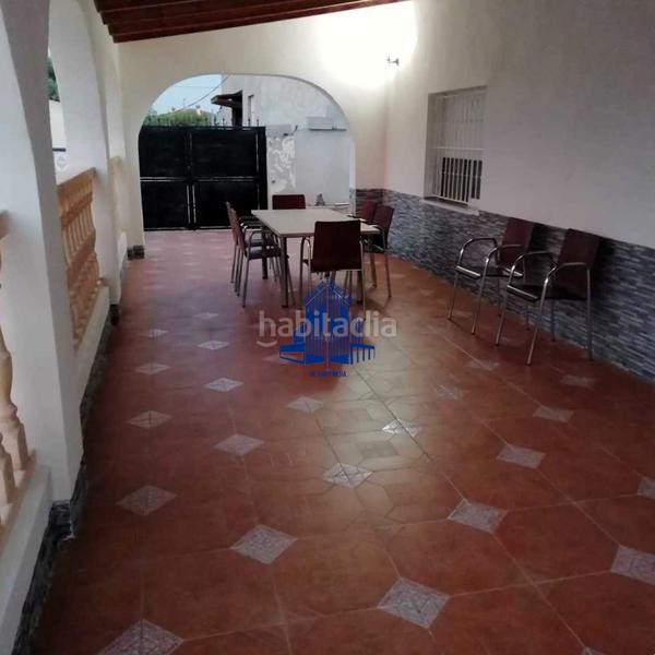 Foto ad5f4cbc-16b9-4300-8678-dd2685dbbbae. Chalet con camino parcheggio piscina in Fortuna