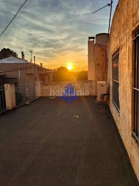 Foto 80d0ca99-8cb5-46e7-8875-c562e3493dbb. Casa amb xemeneia aparcament a Cabezo de Torres Murcia