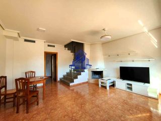 House in Santomera. Dúplex en el siscar