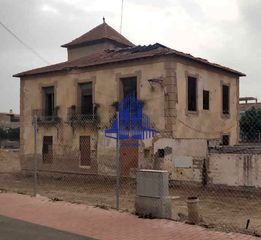 Casale in Cobatillas. Casa señorial en cobatillas