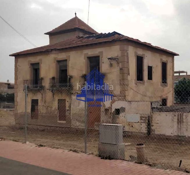 Foto ecb9b7ee-8045-42b8-b1bf-ef97e34dad63. Xalet amb aparcament a Cobatillas Murcia