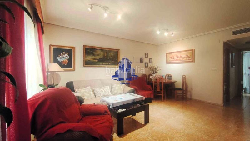 Foto aa7a64b3-f5fe-499a-bdbd-16d4bbba43c0. Casa amb aparcament a Santomera