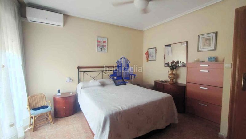 Foto c90fe9be-e385-4dd7-a7cc-b144bfd92779. Casa amb aparcament a Santomera