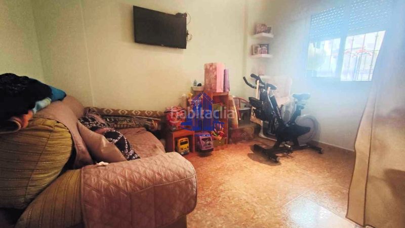 Foto fb9de725-1660-4e44-a646-afc3f3f584f2. Casa amb aparcament a Santomera