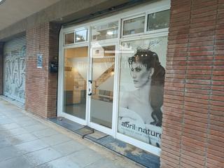 Rent Business premise  Juan de mena. Local comercial disponible en vall dhebron!