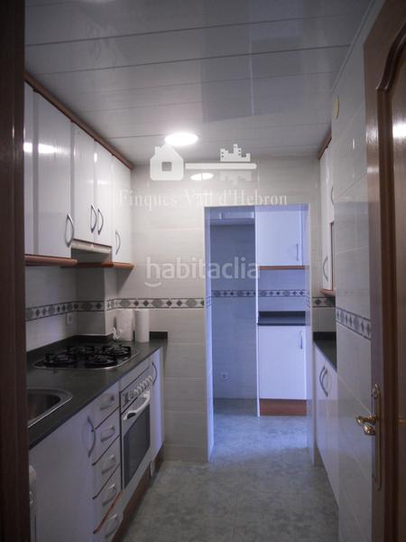 Foto 612f9299-90c6-4347-935e-02f69ae71a99. Pis a Montbau Barcelona