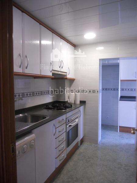 Foto a41dce78-93f2-48a9-a226-ac1e0a9eb8fb. Pis a Montbau Barcelona