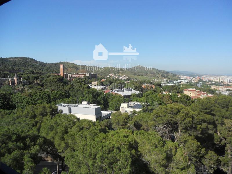 Foto ef8116ed-f52f-4778-bd63-57fa9e2505e0. Pis a Montbau Barcelona