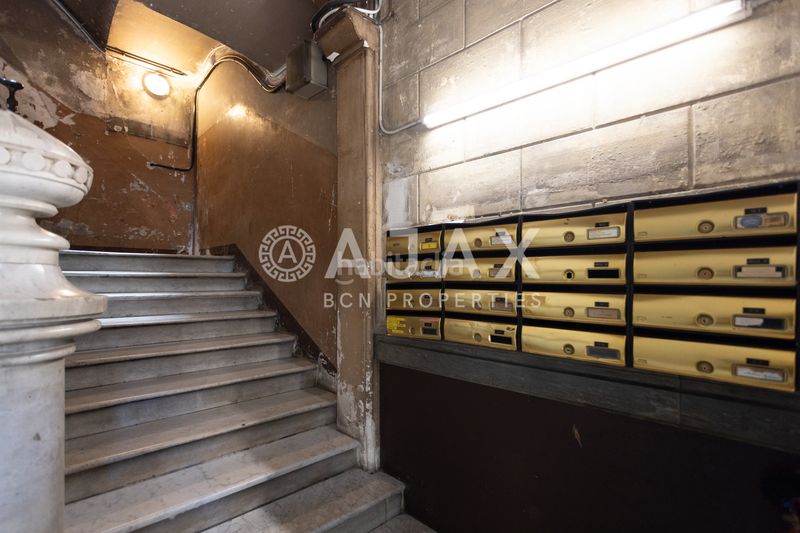 Foto d5fda020-e94f-45bd-bb1f-912da254f27a. Pis a Gòtic Barcelona