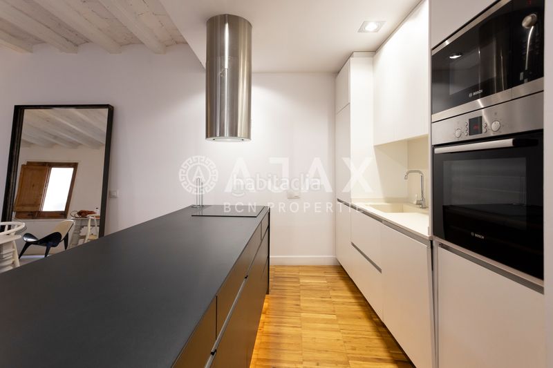Foto a84cb423-0213-4014-bfa7-37856a226175. Pis amb calefacció a Raval Barcelona