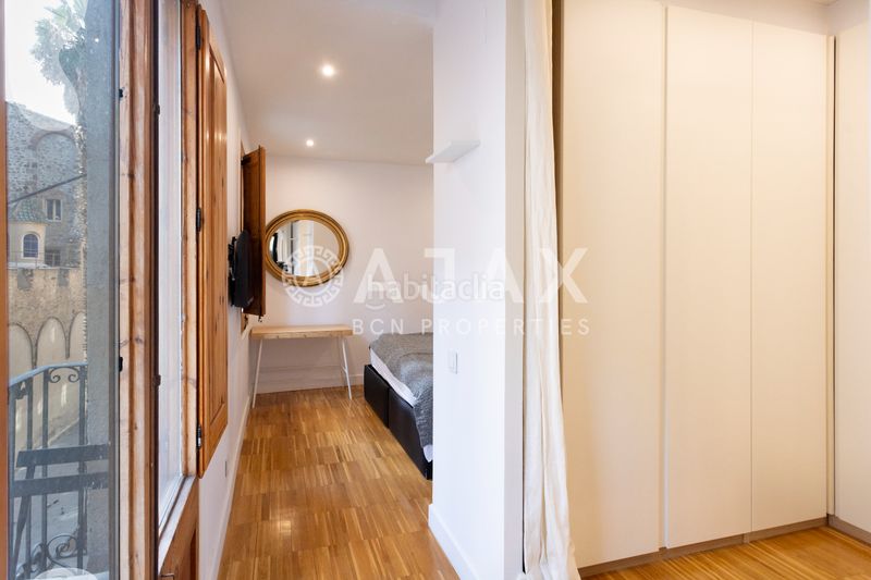 Foto d0e2fa6e-8a6d-44ae-83cb-f307105df997. Pis amb calefacció a Raval Barcelona