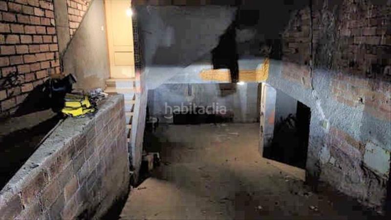 Foto b3ae9728-9655-4485-a464-48a5f3000ef5. Autoparkplatz in Xinzo de Limia