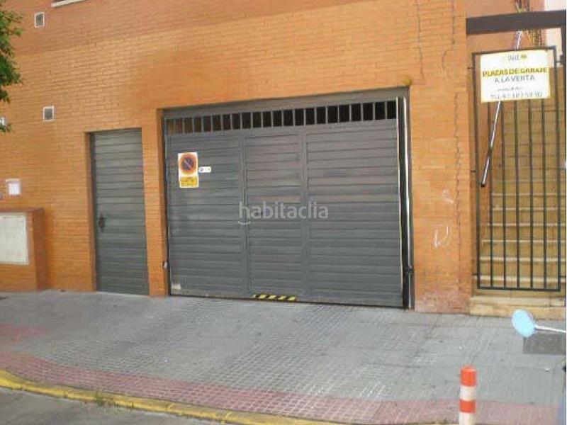 Foto f65a23fa-5c85-44a8-ad8b-973f77460537. Posto auto in Arco Norte - Avda España Dos Hermanas