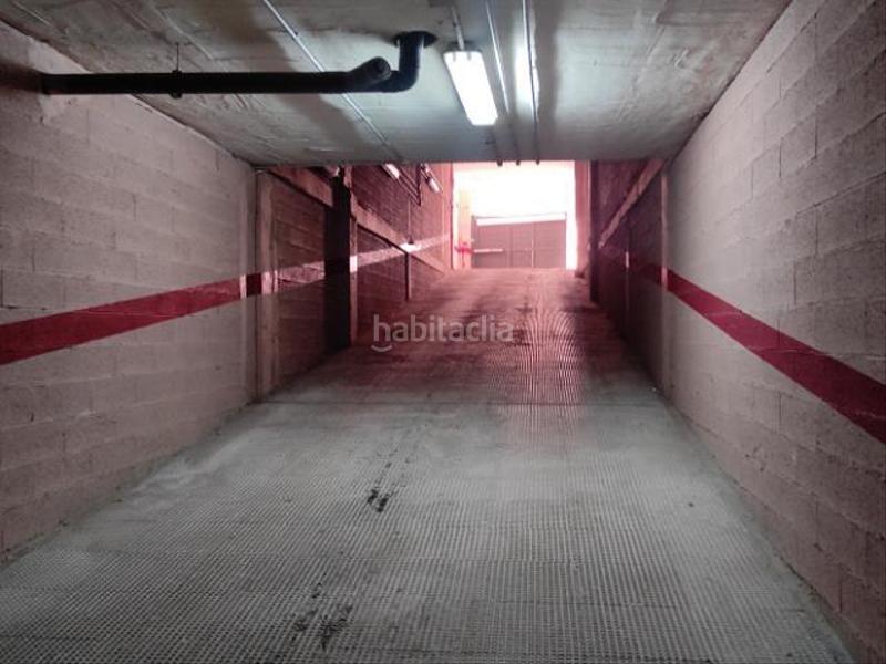 Foto 95503b90-1bc9-445f-a3da-cf3db21e4c5a. Aparcament cotxe a Arco Norte - Avda España Dos Hermanas