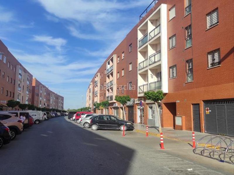 Foto 010175c1-ebfd-49a5-a188-61f25ef0f076. Autoparkplatz in Arco Norte - Avda España Dos Hermanas