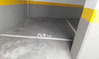 Aparcament cotxe a Zona Industrial