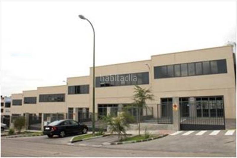 Foto 80ce292d-767f-4c7a-91a7-832a2ba36a94. Lloguer aparcament cotxe a Zona Industrial Alcobendas