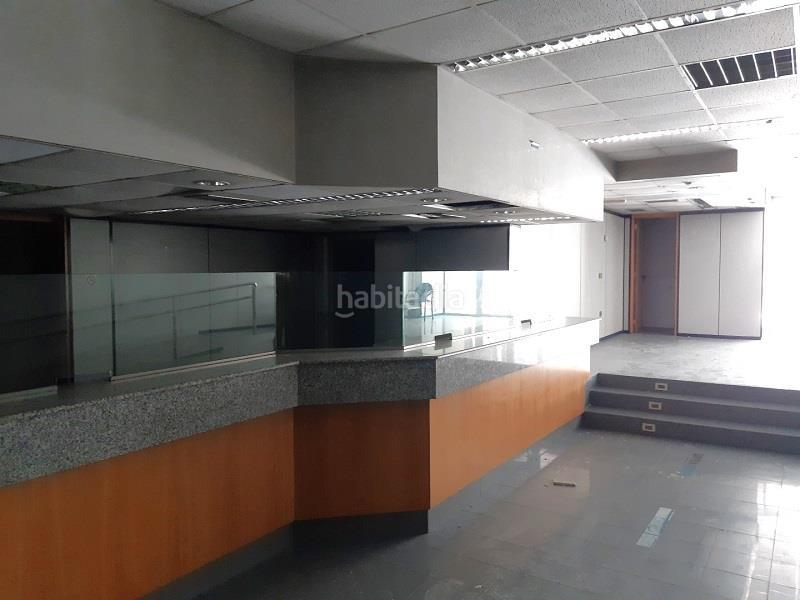 Foto d90024bb-4776-4339-8bb0-0b2cfe810912. Location local commercial dans Centro - Areal Vigo