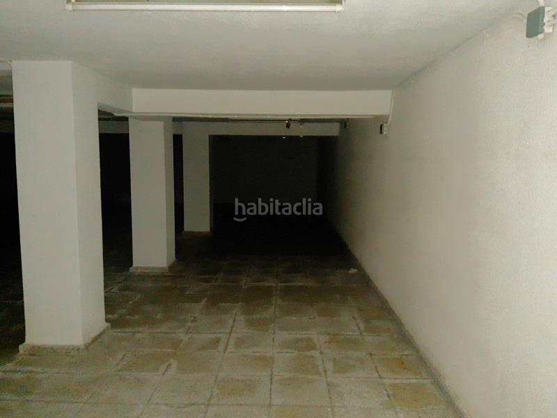 Foto f3eda2fe-13a6-499e-8c19-2f4958f8183d. Locale commerciale in Coia Vigo