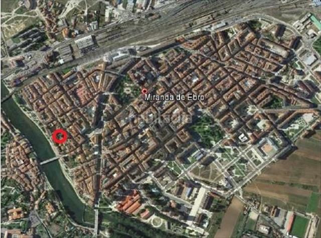 Foto de97c5a5-a776-4e65-bf40-fecedbb0e35a. Terreny residencial a Centro Miranda de Ebro