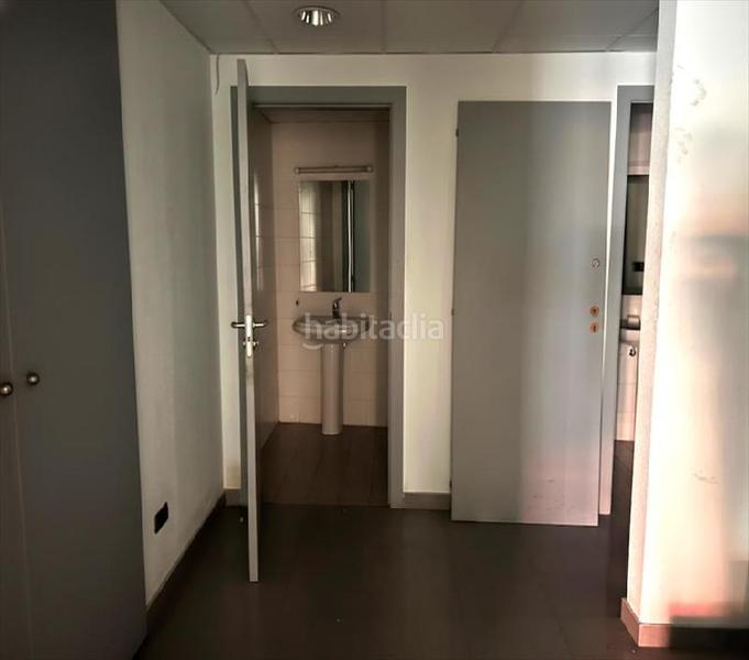 Foto 3d8448c0-be97-4f08-bb9f-66c2dcbd1bb4. Lloguer local comercial a Rekalde Centro Bilbao