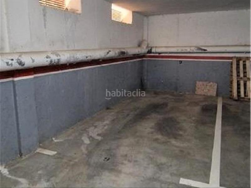 Foto 6fab303f-7d53-4738-a550-0dfa810a0daf. Parking coche en Bargas