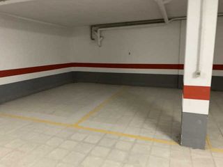 Aparcament cotxe a Centro - Sagrario