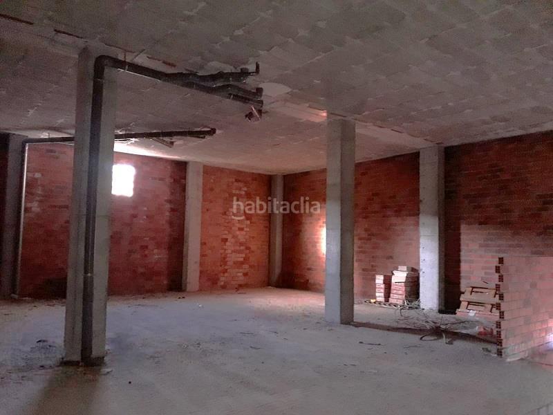 Foto f5552710-2952-4619-bedb-92ffcf5331a9. Local comercial en Caranza Ferrol