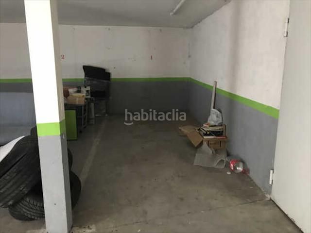 Foto 88da080f-7b4a-4dd0-94be-ad0826755006. Aparcament cotxe a Bargas
