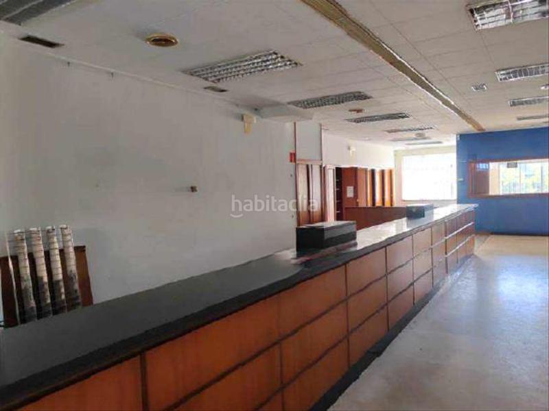 Foto 7c4c1e17-b091-4246-b16b-52167ba07c2f. Location local commercial dans Cambre