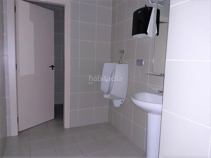 Foto 425a29bc-9a95-4f80-aa68-2ac01900eb35. Rent business premise in Teis Vigo