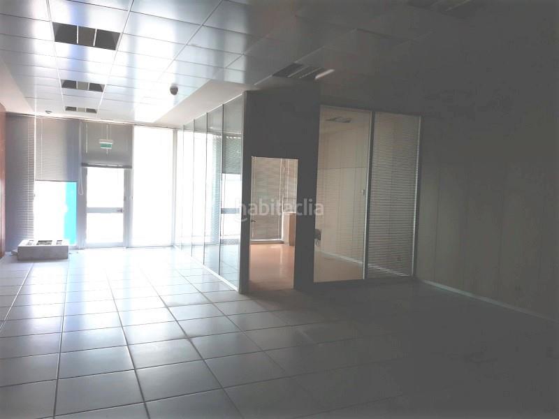 Foto a98a2031-8e5e-4592-be2e-eb0cd564af08. Rent business premise in Teis Vigo