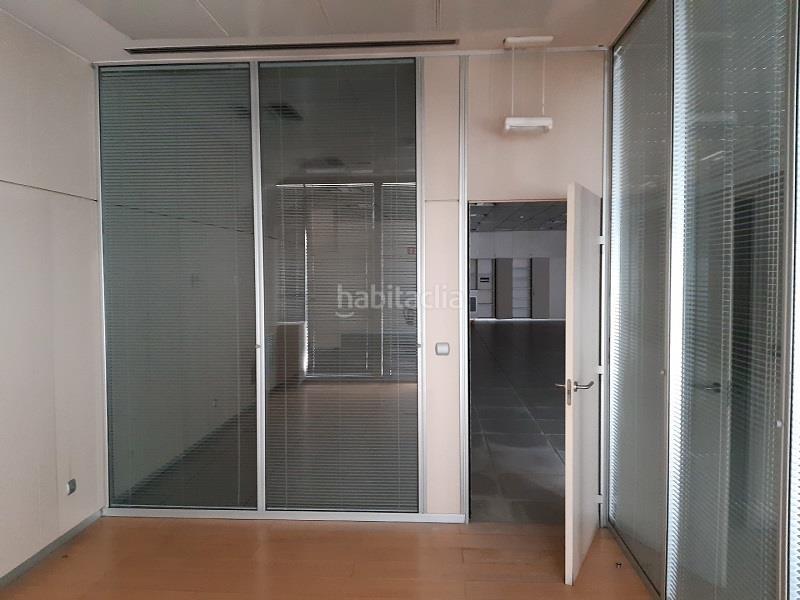 Foto 910f94d0-fbd6-4e9e-9fed-6712ac4b0c6a. Lloguer local comercial a Teis Vigo