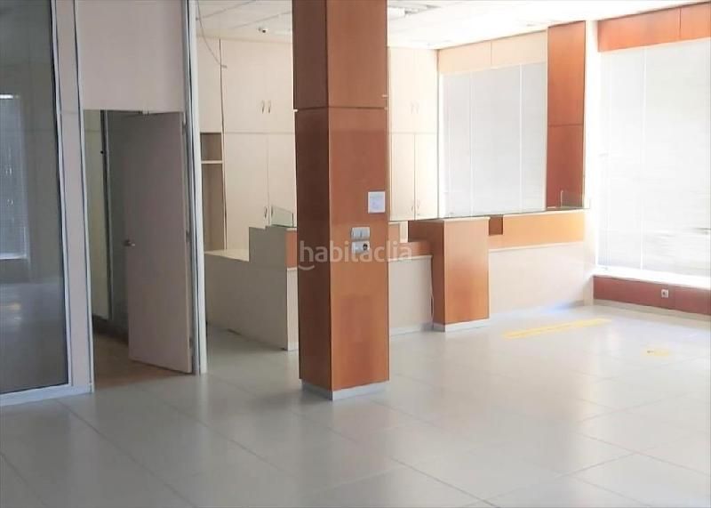 Foto fe0f6c5f-cef4-45f3-b98c-d1390b57a44b. Local comercial a Forcarei