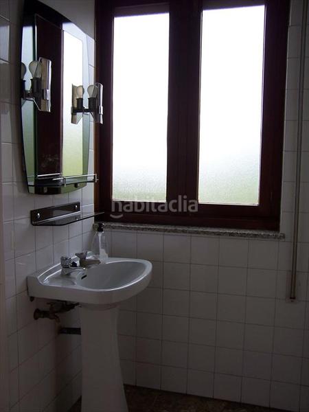 Foto 42f841a2-fbf7-4de3-b454-dd4a21e7de83. Alquiler local comercial en Cerdido