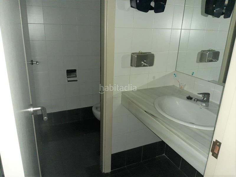 Foto 14cd3c99-020f-4334-b11e-457698610567. Alquiler local comercial en As Travesas - Balaidos Vigo