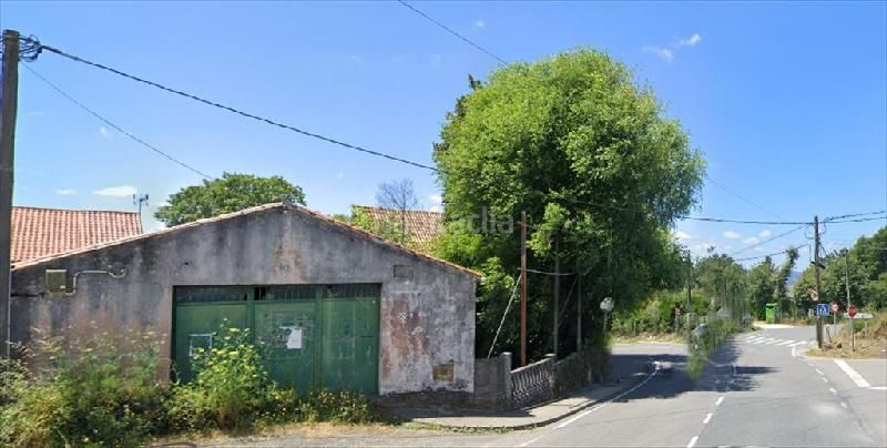 Foto faa306f2-e4ed-4343-9292-dbbc5cb86971. Terreny residencial a O Milladoiro Ames