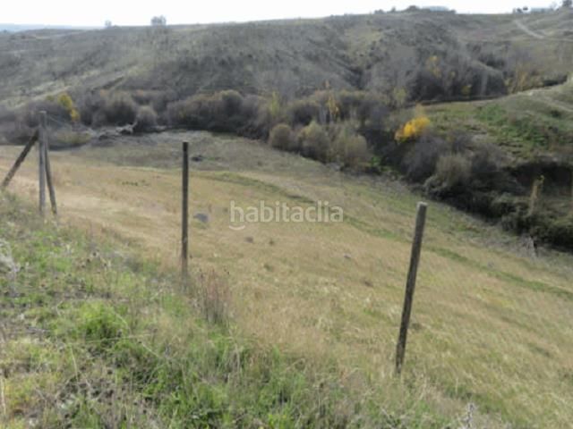 Foto 3b82d8cb-f9bc-4149-90f9-eda95b791976. Finca rústica a Molar (El)