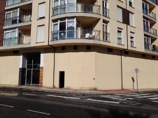 Lloguer Local Comercial a Cervo