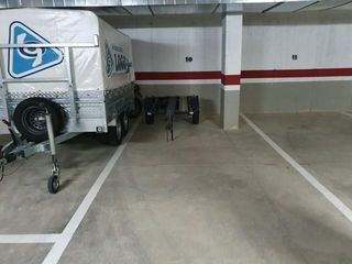 Parking voiture à Foz
