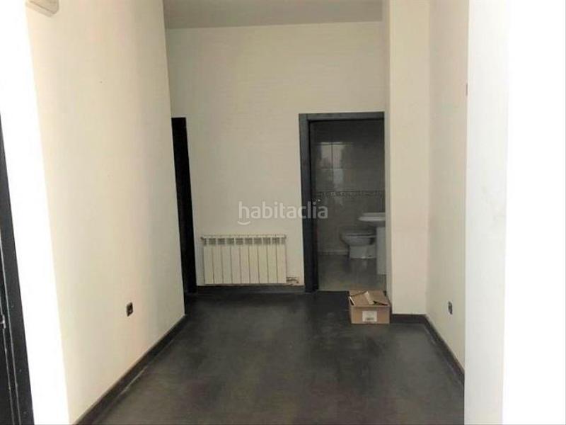 Foto a5a775bc-662e-4c05-ba97-093d9d5d8a94. Location local commercial dans Flores de Sil - La Placa Ponferrada