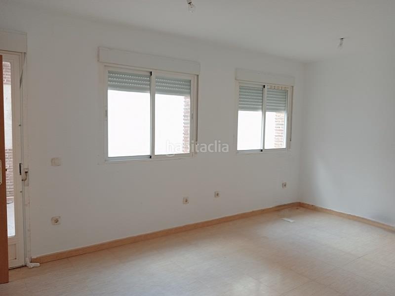 Foto fa9649e8-c770-4061-b0ce-70025e1b88b0. Doppelhaus in Cadalso de los Vidrios