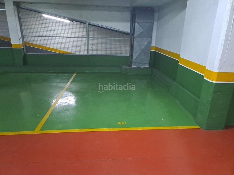 Foto 2aeebc25-2cb2-4a01-8a5a-f116898d454a. Parking coche en Gondomar