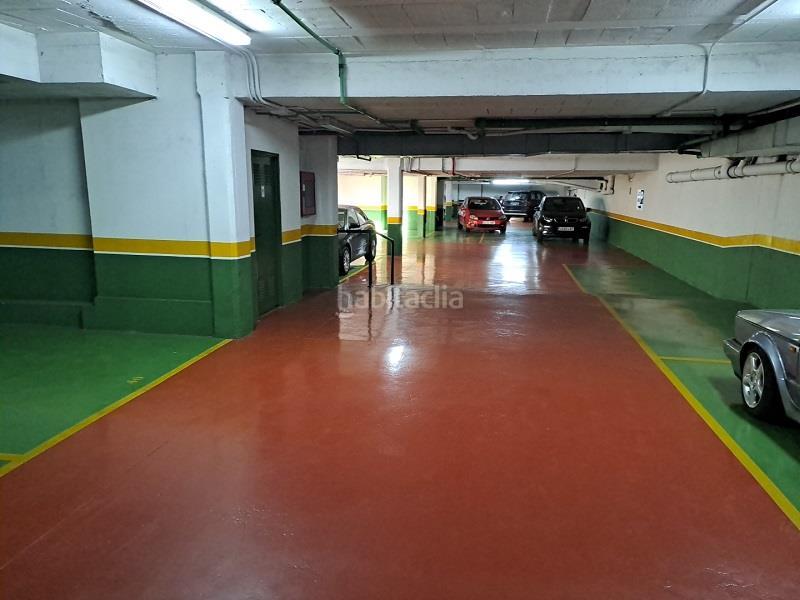 Foto 9641ded1-babc-4e39-b570-79ef40548600. Car parking in Gondomar