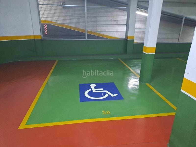 Foto 658d5a25-f45f-4208-baca-a4ca6eb64351. Car parking in Gondomar