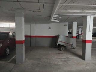 Aparcament cotxe a Casar de Cáceres