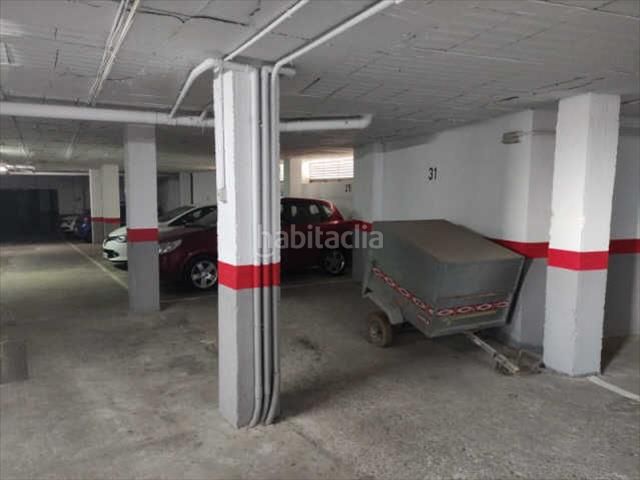 Foto ee626d95-3456-40bd-86f6-bb0205ff982a. Aparcament cotxe a Casar de Cáceres