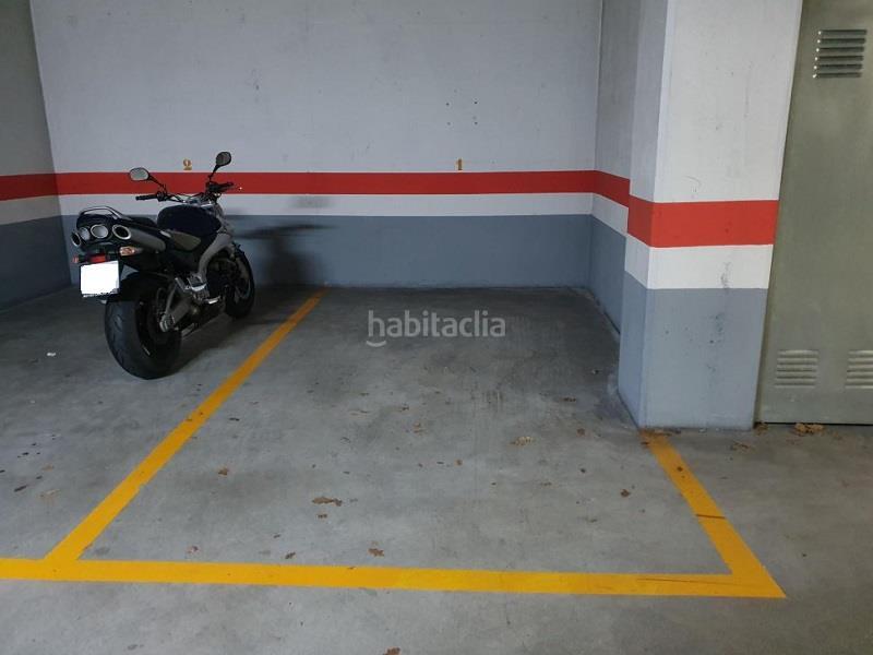 Foto fd48ac8c-8864-4902-9e98-3c7887187211. Car parking in Acea de Olga - Augas Férreas Lugo