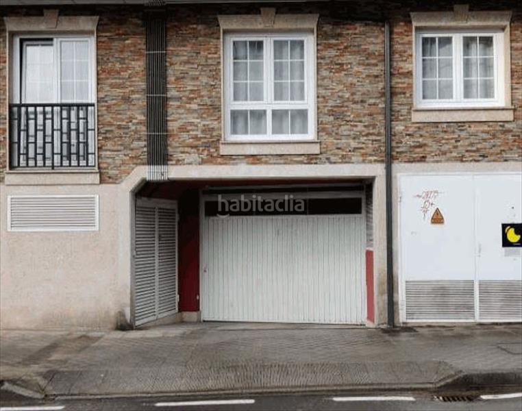 Foto 36683df5-09c0-46ae-ba09-97ef24b34db9. Aparcament cotxe a A Malata - Catabois - Ciudad Jardín Ferrol