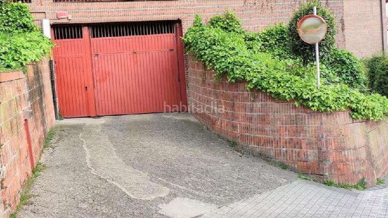 Foto 3fe2d938-17b7-46fc-871d-1f0ee7d7771d. Posto auto in Aiete Donostia - San Sebastián